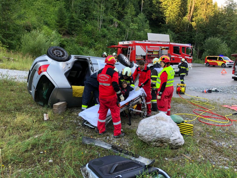 Technische Übung gemeinsam mit der FF Hall