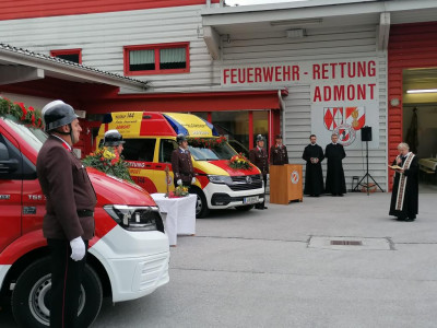 Floriani-Kirchgang und Fahrzeugsegnung